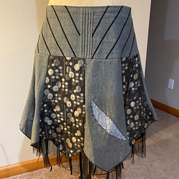 Low waist patchwork skirt w netting and liner - Picture 4 of 6